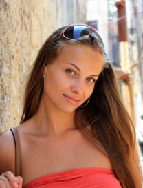 single young woman - singlebalticbrides.com